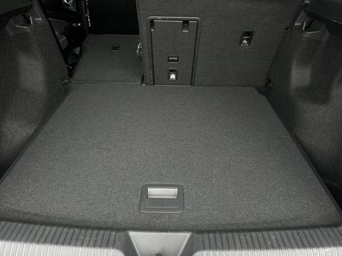 Used 2023 Volkswagen ID.4 Pro S RWD image 15