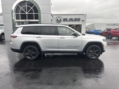 Used 2023 Jeep Grand Cherokee L Altitude