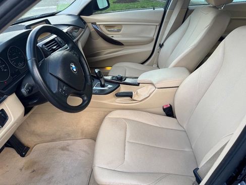 Used 2013 BMW 328i Sedan RWD image 12
