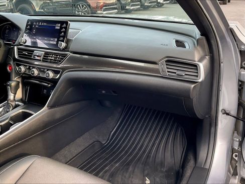 Used 2022 Honda Accord Sport image 18