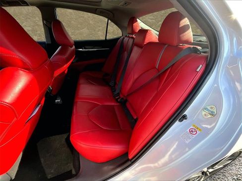 Used 2019 Toyota Camry XSE image 23