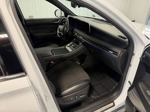 Used 2024 Hyundai Palisade Calligraphy image 28