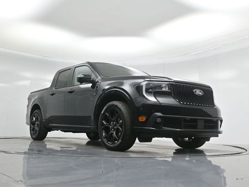 New 2025 Ford Maverick Lobo image 46