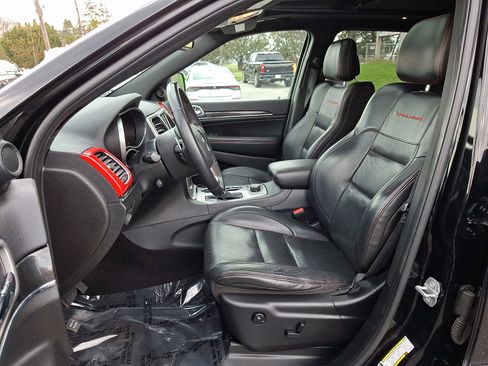 Used 2018 Jeep Grand Cherokee Trailhawk w/ Trailhawk Luxury Group image 13