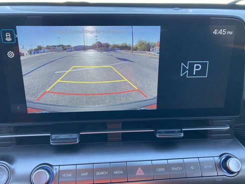 Used 2025 Hyundai Kona SEL image 25