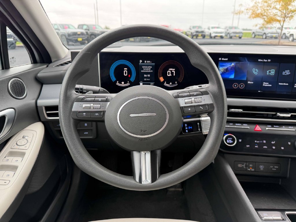 Used 2025 Hyundai Sonata SEL FWD image 35
