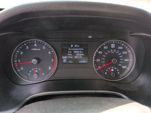 Used 2019 Kia Forte S w/ S Premium Package image 20