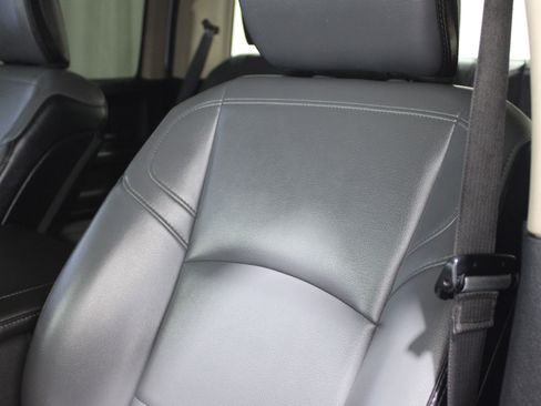 Used 2020 RAM 2500 Tradesman w/ Chrome Appearance Group image 4