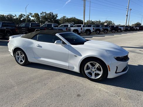 Used 2023 Chevrolet Camaro LT image 2