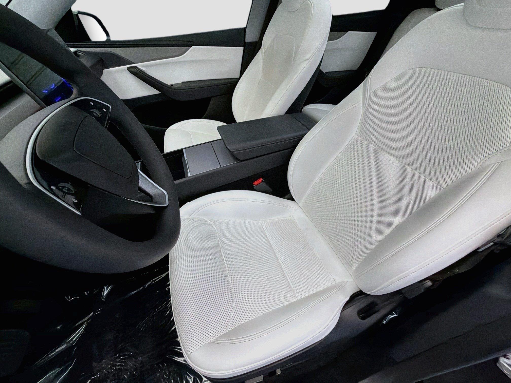 Used 2026 Tesla Model Y 2WD image 11