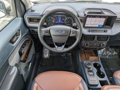 Used 2023 Ford Maverick Lariat FWD image 14