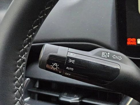 Used 2025 Kia K4 EX FWD image 23