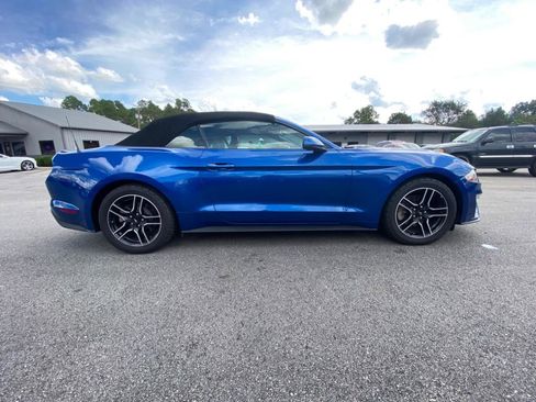 Used 2018 Ford Mustang Premium w/ Equipment Group 201A image 6
