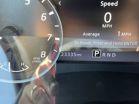 Used 2022 Nissan Frontier SV AWD/4WD image 3