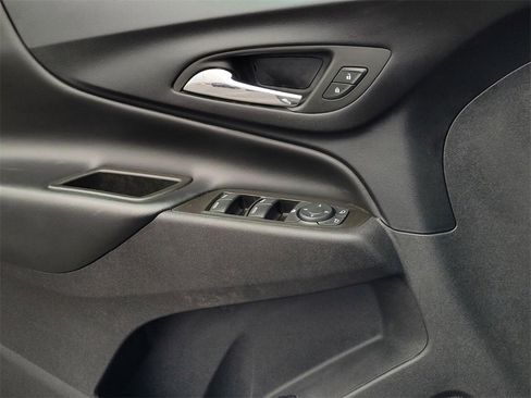 Certified 2024 Chevrolet Equinox LT w/ LPO, Floor Liner Package image 26