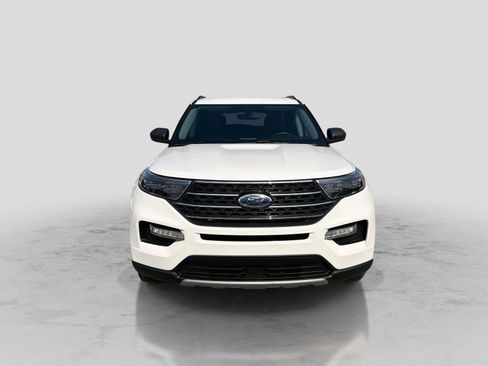 Certified 2023 Ford Explorer XLT w/ Equipment Group 202A AWD/4WD image 12
