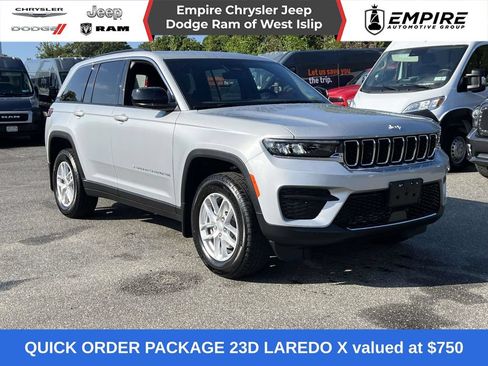 Used 2025 Jeep Grand Cherokee Laredo X AWD/4WD image 1