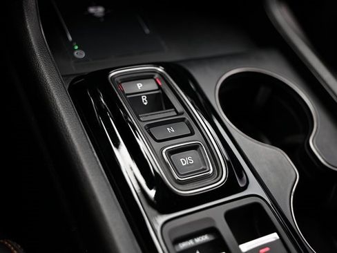 Used 2024 Honda Pilot TrailSport image 39