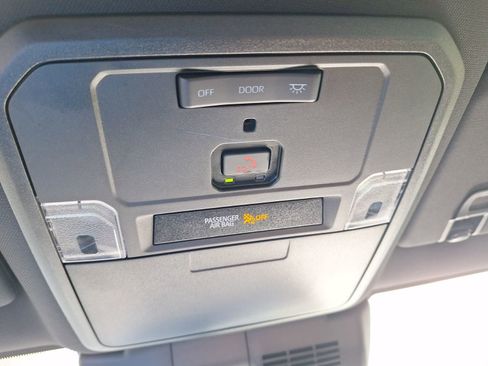 Used 2024 Toyota Tacoma TRD Sport image 29