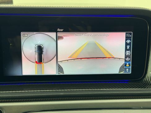 Used 2021 Mercedes-Benz G 63 AMG 4MATIC w/ G Manufaktur Interior Package image 36