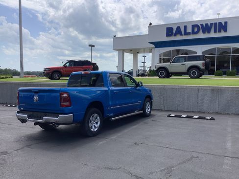 Used 2024 RAM 1500 Laramie image 7
