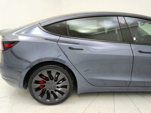 Used 2023 Tesla Model 3 Performance image 12