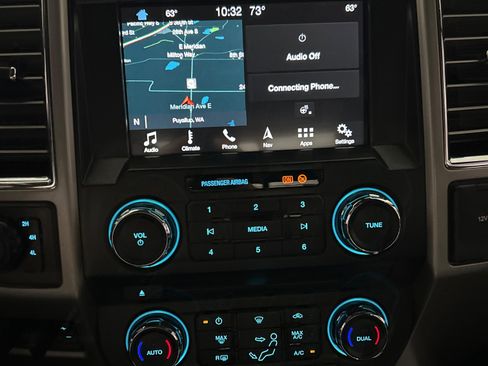 Used 2017 Ford F250 Lariat w/ Lariat Ultimate Package AWD/4WD image 15