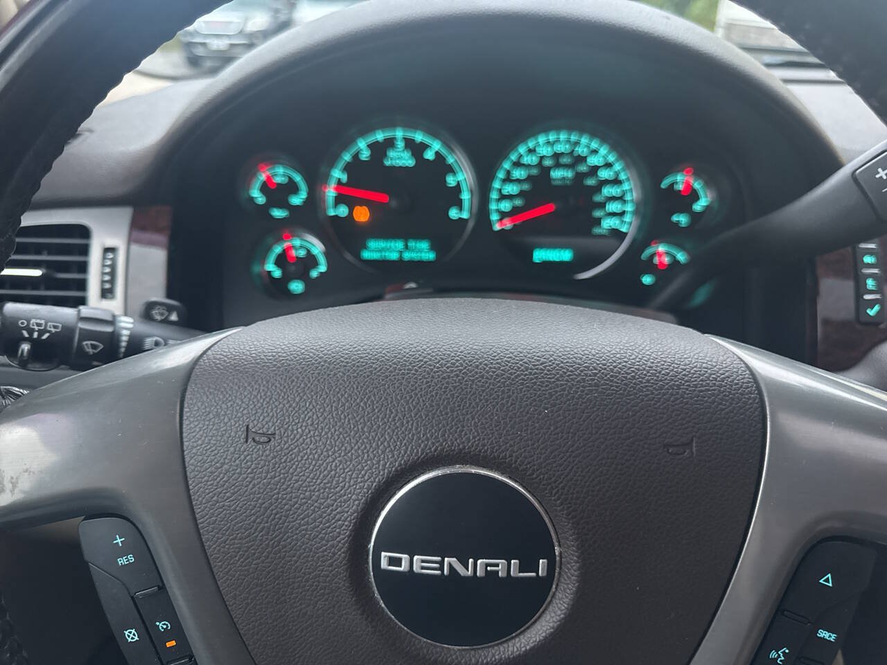 Used 2008 GMC Yukon XL Denali AWD/4WD image 29