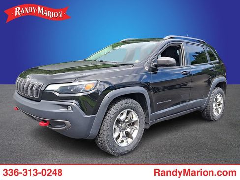 Used 2019 Jeep Cherokee Trailhawk AWD/4WD image 1