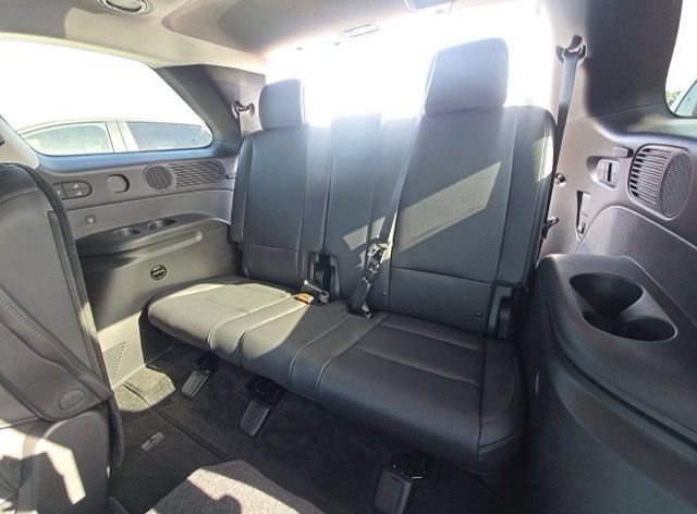 Certified 2026 Hyundai Palisade Limited AWD/4WD image 14