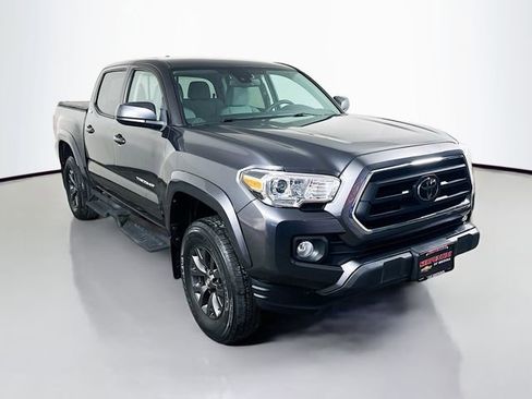 Used 2020 Toyota Tacoma SR5 image 2