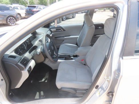 Used 2013 Honda Accord LX image 22