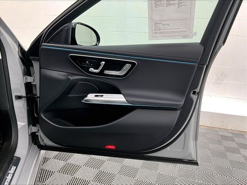 Used 2026 Mercedes-Benz E 350 Sedan image 25