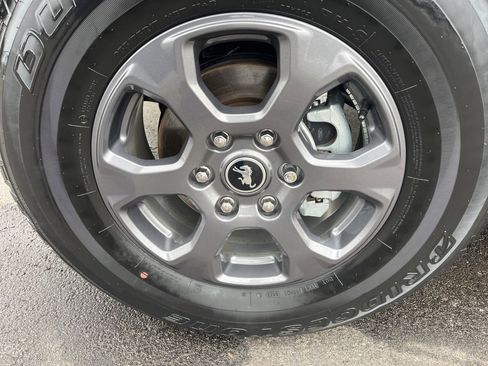 Used 2023 Ford Bronco Big Bend image 8