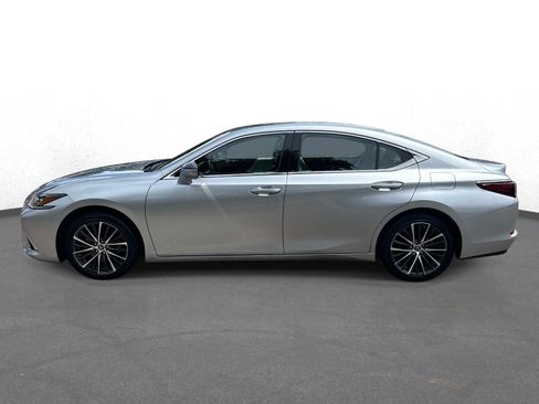 Used 2025 Lexus ES 350 w/ Premium Package FWD image 6