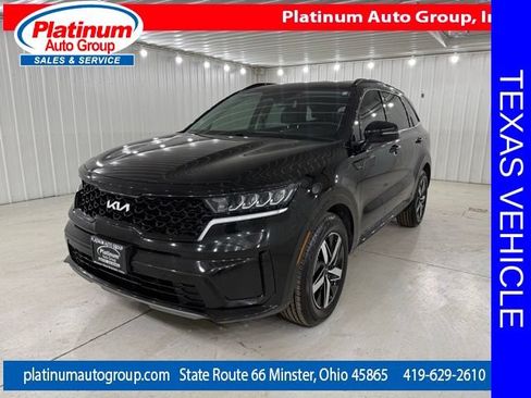 Used 2022 Kia Sorento S FWD image 1