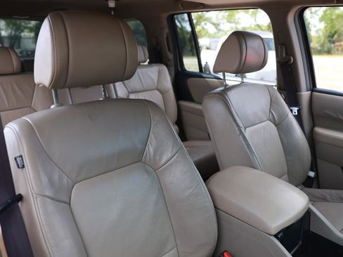 Used 2011 Honda Pilot EX-L image 16