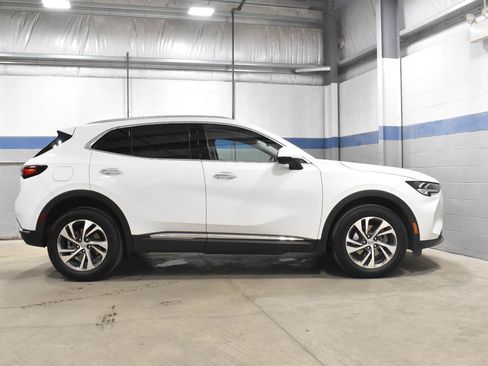 Used 2023 Buick Envision Essence FWD image 29