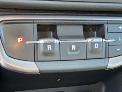 Used 2024 GMC Terrain AT4 image 28