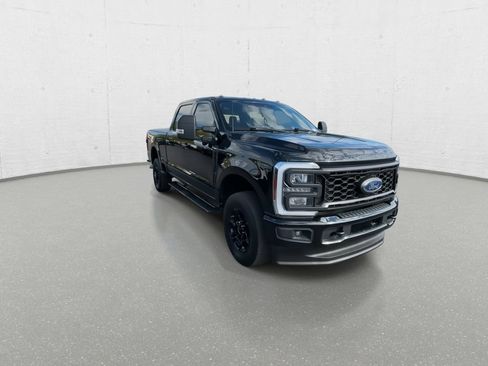 Used 2024 Ford F250 XLT w/ XLT Premium Package AWD/4WD image 5