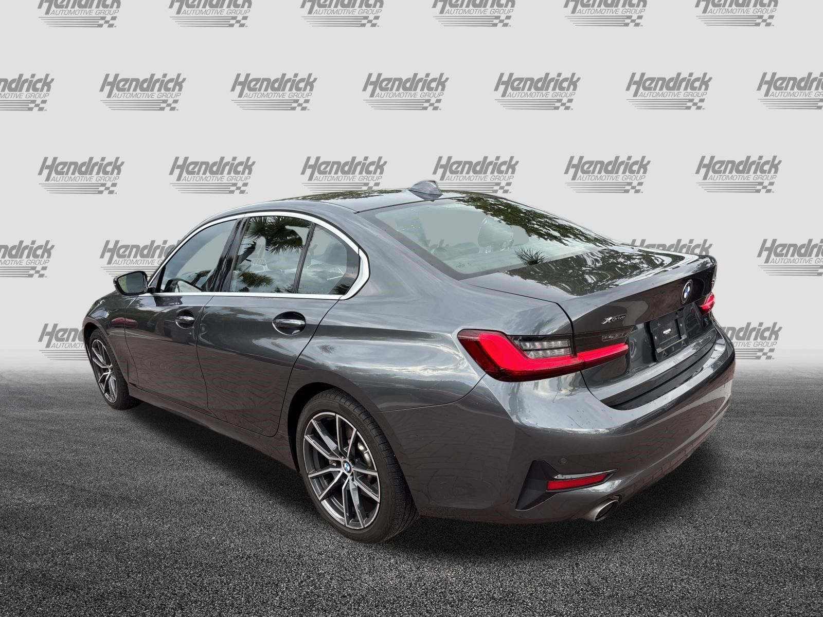 Used 2022 BMW 330i xDrive Sedan w/ Driving Assistance Package AWD/4WD image 8