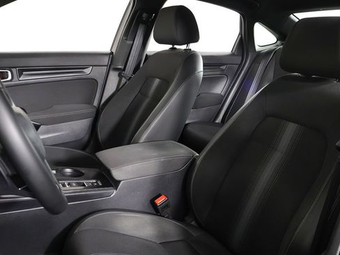 Used 2024 Honda Civic Sport image 25