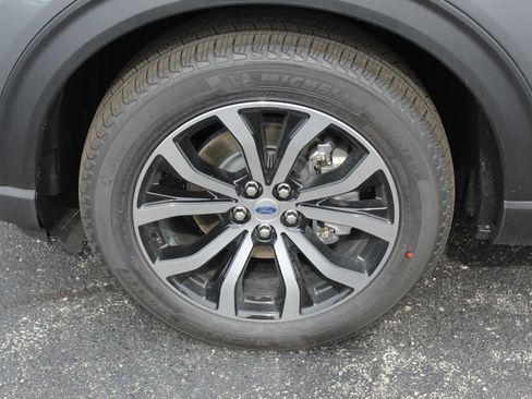New 2026 Ford Explorer ST-Line AWD/4WD image 3