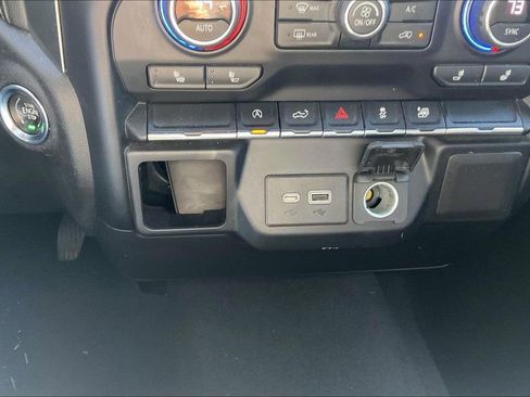 Used 2021 Chevrolet Silverado 1500 LT image 17