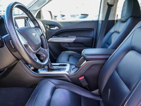 Used 2021 Chevrolet Colorado ZR2 image 17