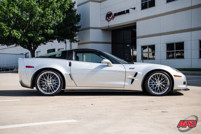 Used 2011 Chevrolet Corvette ZR1 w/ Preferred Equipment Group RWD image 12