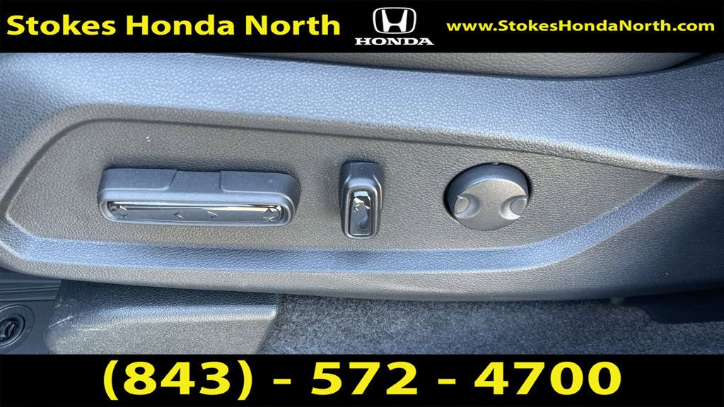 New 2025 Honda Pilot Touring image 14