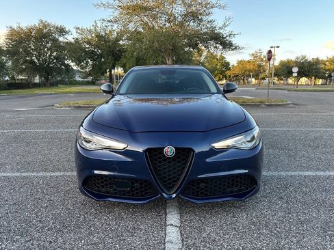 Used 2017 Alfa Romeo Giulia Ti w/ TI 19" Sport Package image 3