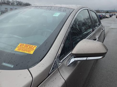 Used 2019 Lincoln MKZ Reserve w/ Reserve Plus Package image 10