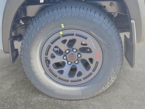 New 2026 Nissan Frontier PRO-4X w/ Tow Package AWD/4WD image 29